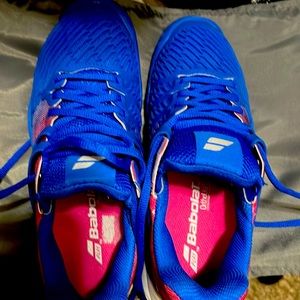 Babolat tennis shoes. Worn ONCE. Like new.